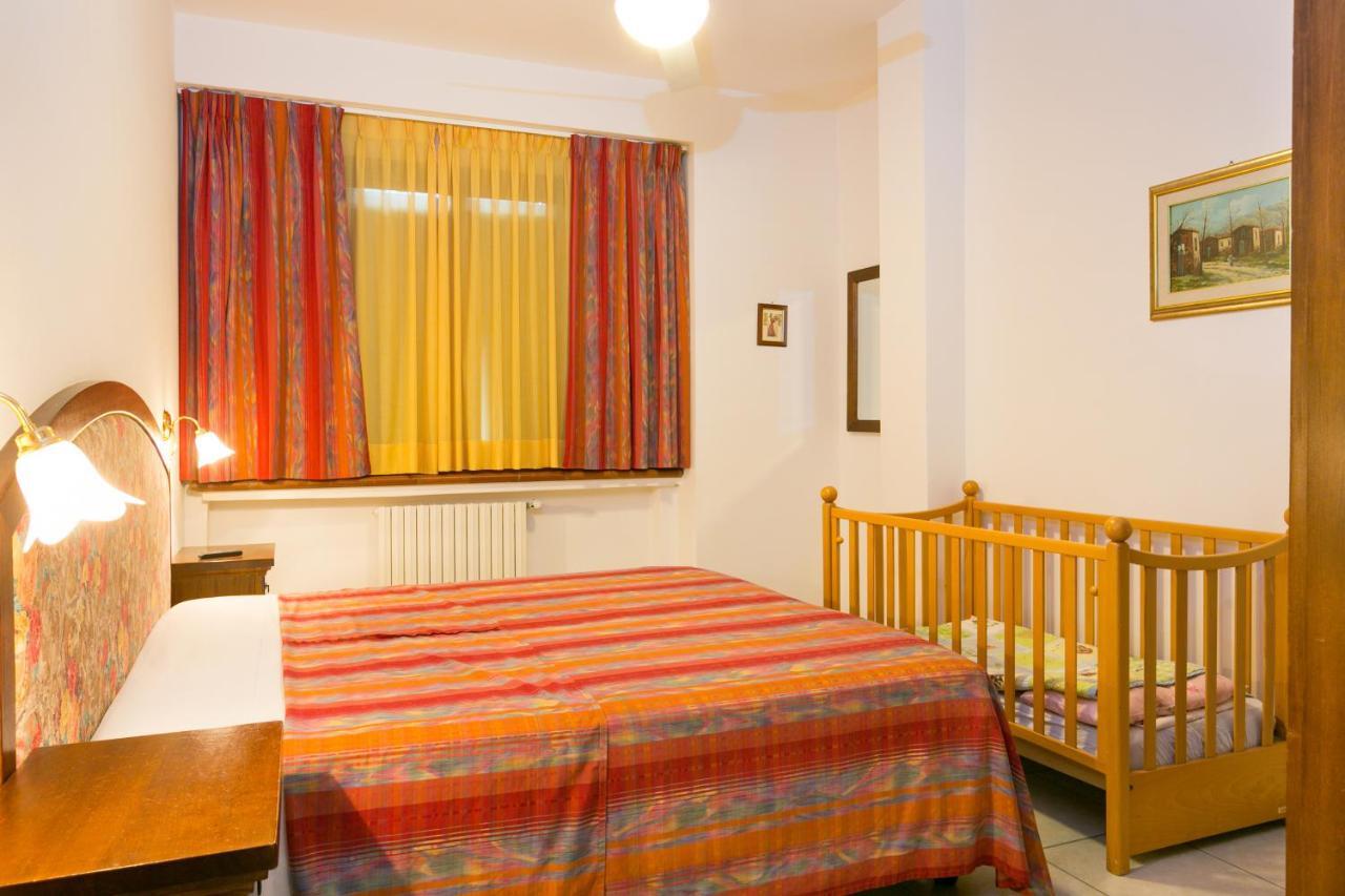 Agrihotel Elisabetta Collemezzano Exterior photo